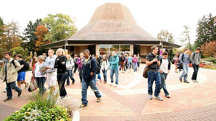 Students leave the Calvin Chapel for class.