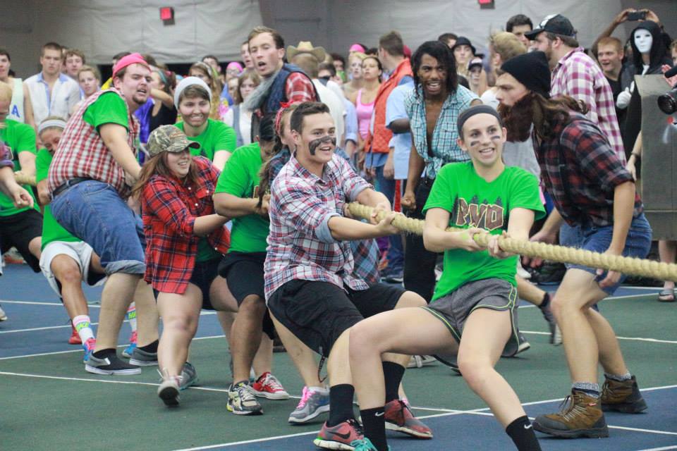 chaos night tug of war
