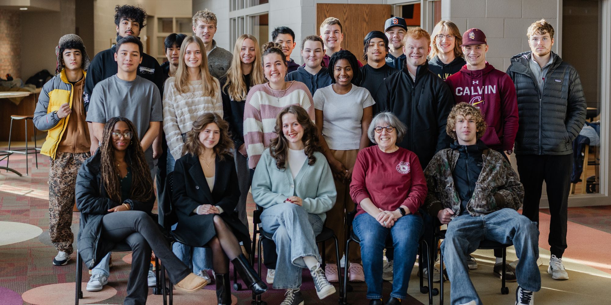 Professor Jennifer Holberg and her English 101 class at Calvin University