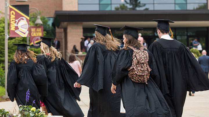 Nearly 900 students graduated from Calvin College on Saturday, May 21, 2018. Photo courtesy: Arrae Photography