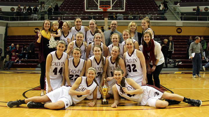 The women's basketball team went 16-0 in MIAA play in 2014-15.