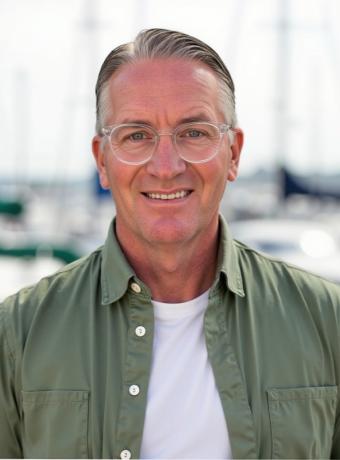 Headshot of Greg Clark