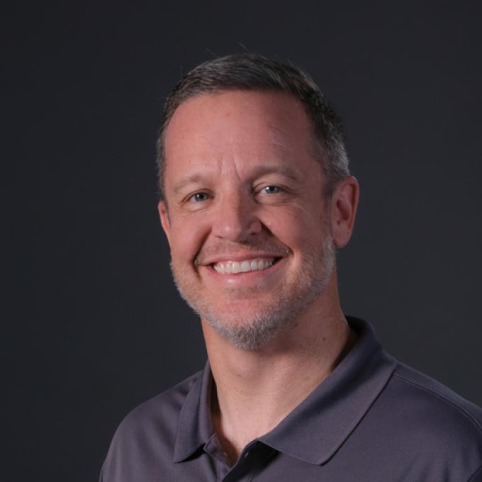 Dykhouse headshot