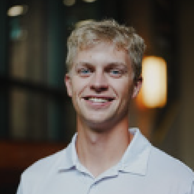 Aiden Leenstra smiling headshot