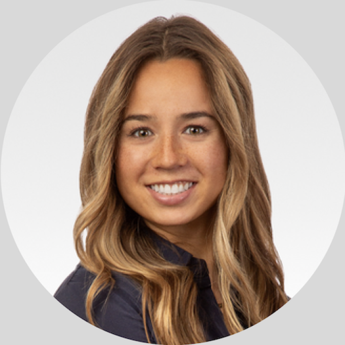 Jacqueline Lensing smiling headshot