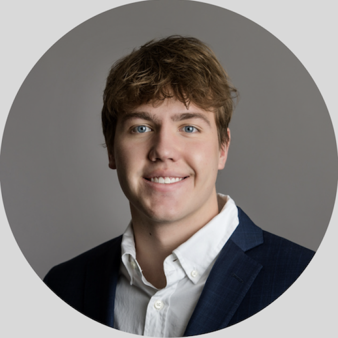 Sam Neiwiek smiling headshot