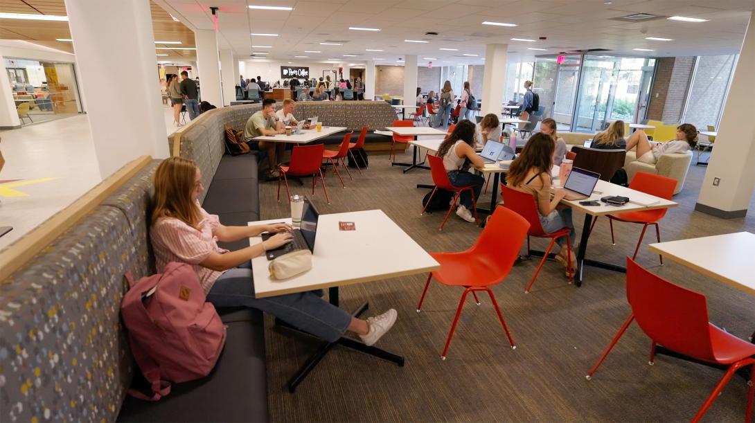 Students gather and study in the Commons Union lobby and enjoy the vibe of Peets Coffee.