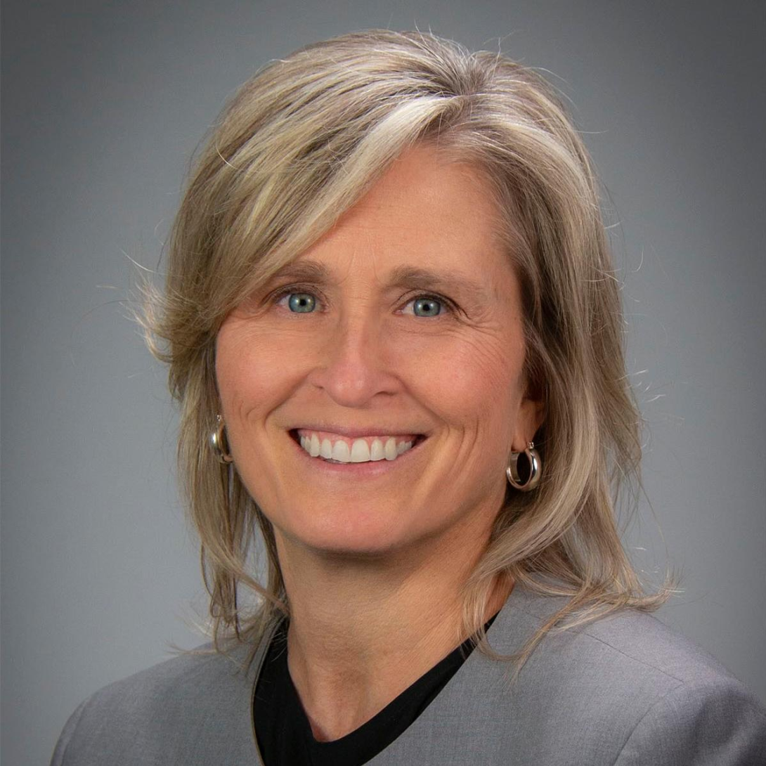 Rona Caswell Headshot