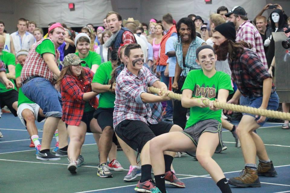 chaos night tug of war