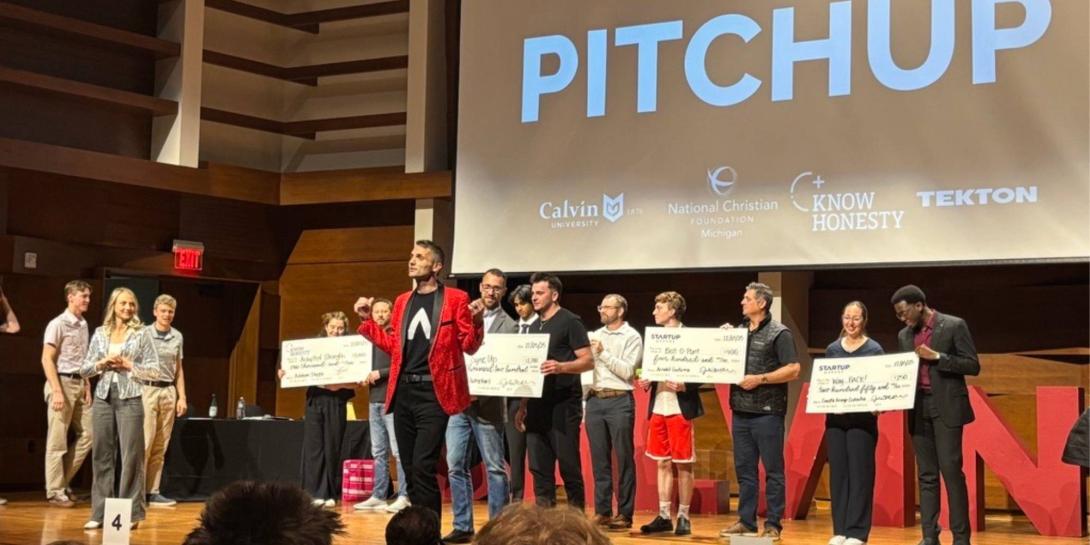 Jon VerLee addressing the audience at Startup Garage's PitchUp Competition at Calvin University.