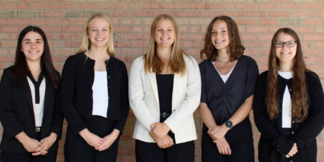 Sofie Schumerth and four fellow peers in engineering