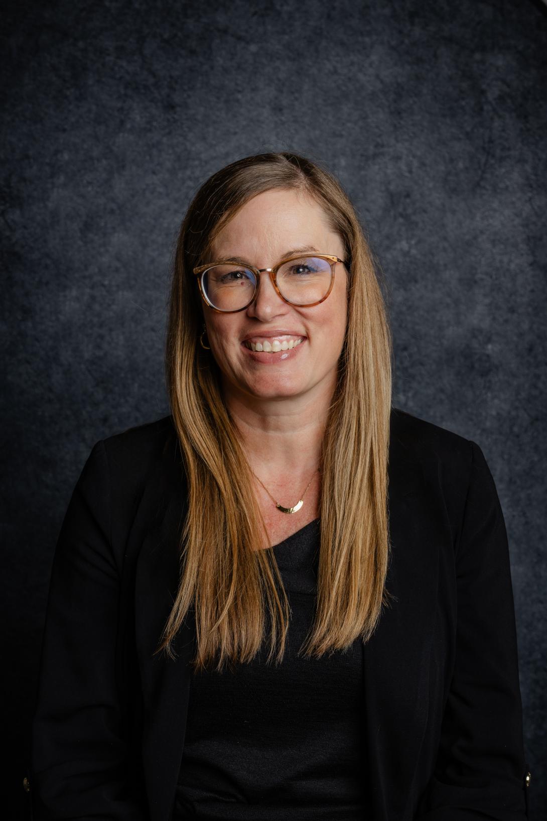 Headshot of Rachel Hammond