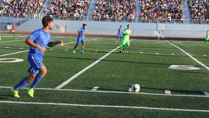 Sean Broekhuizen gets ready to advance the ball downfield during Grand Rapids FC's season finale on July 31, 2015.