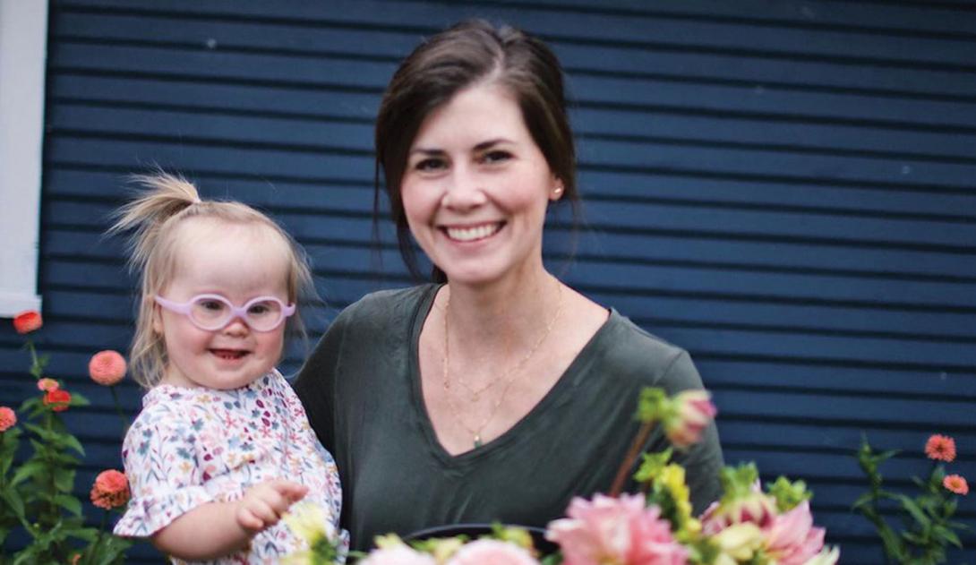 AlumniHilight_DanielleGrandholm