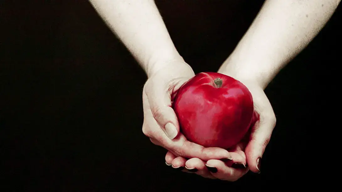 2014-apple-hands-flip-720x405.jpg