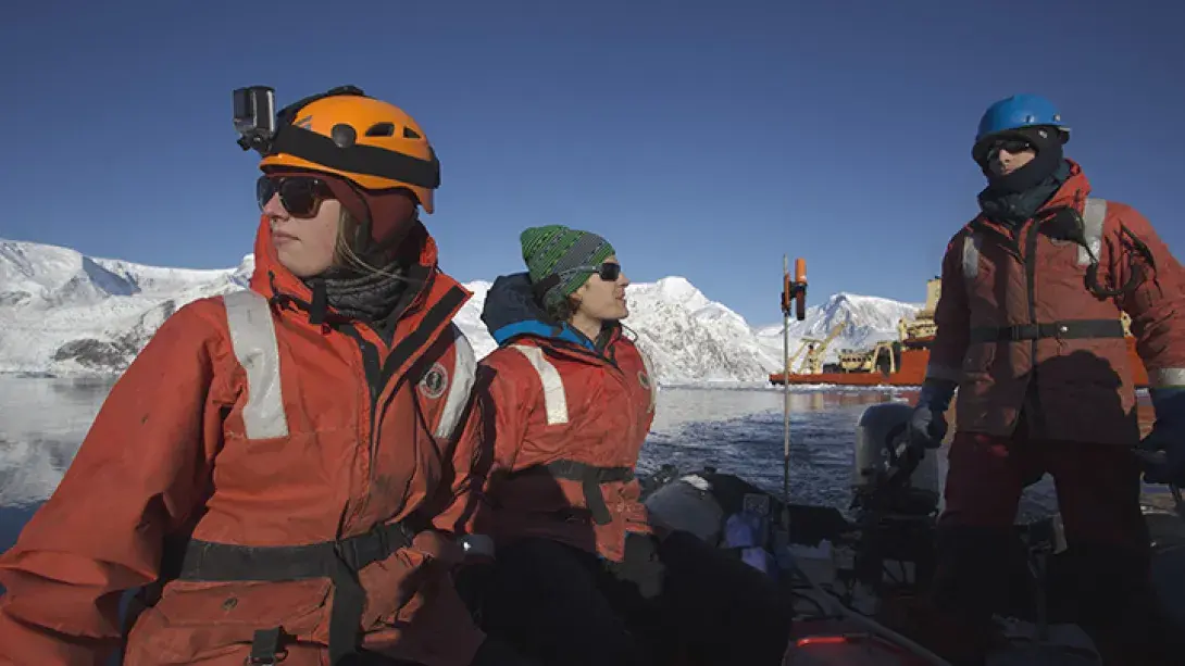 2016_0418_Collecting Glacial Ice 720x405.jpg