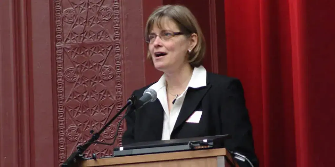ClaudiaBeversluis714x357.jpg