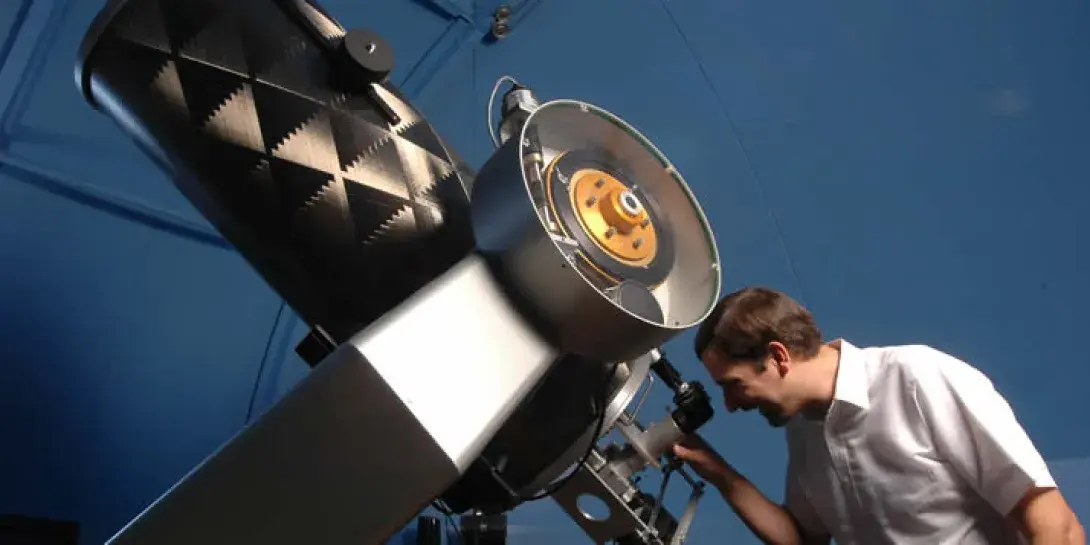 Molnar-Telescope714.jpg